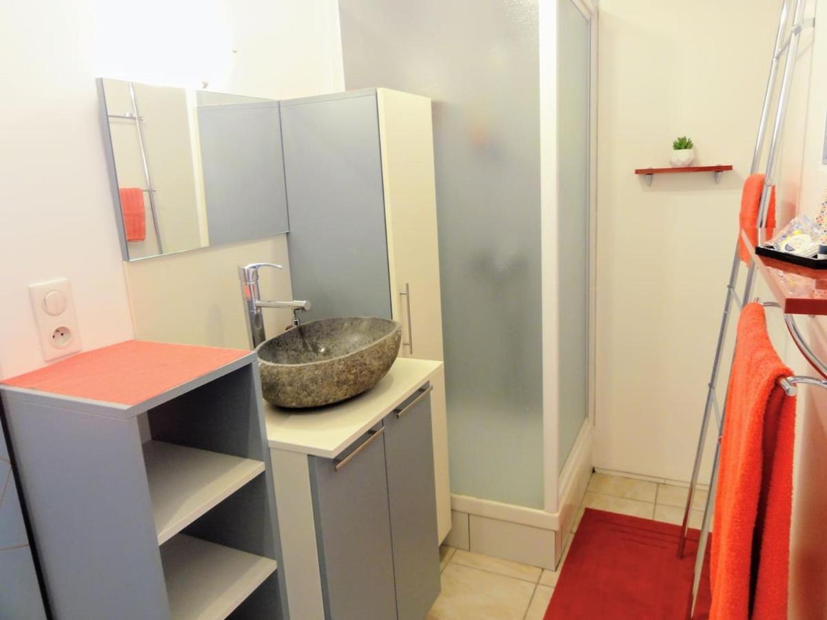 Au Petit Marcadal **Sanctuaires, Hopital, Gare** Appartement Lourdes Buitenkant foto
