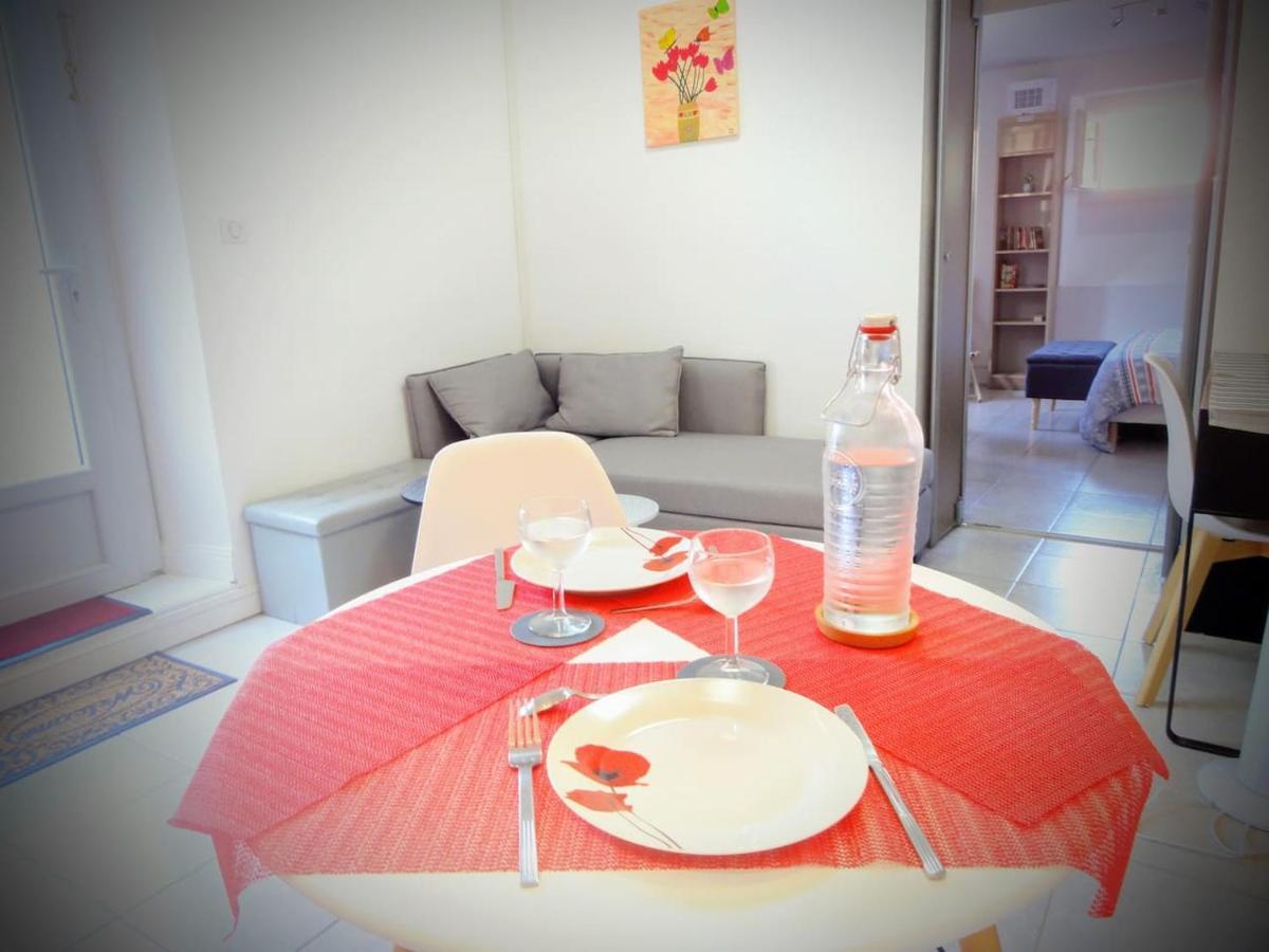 Au Petit Marcadal **Sanctuaires, Hopital, Gare** Appartement Lourdes Buitenkant foto